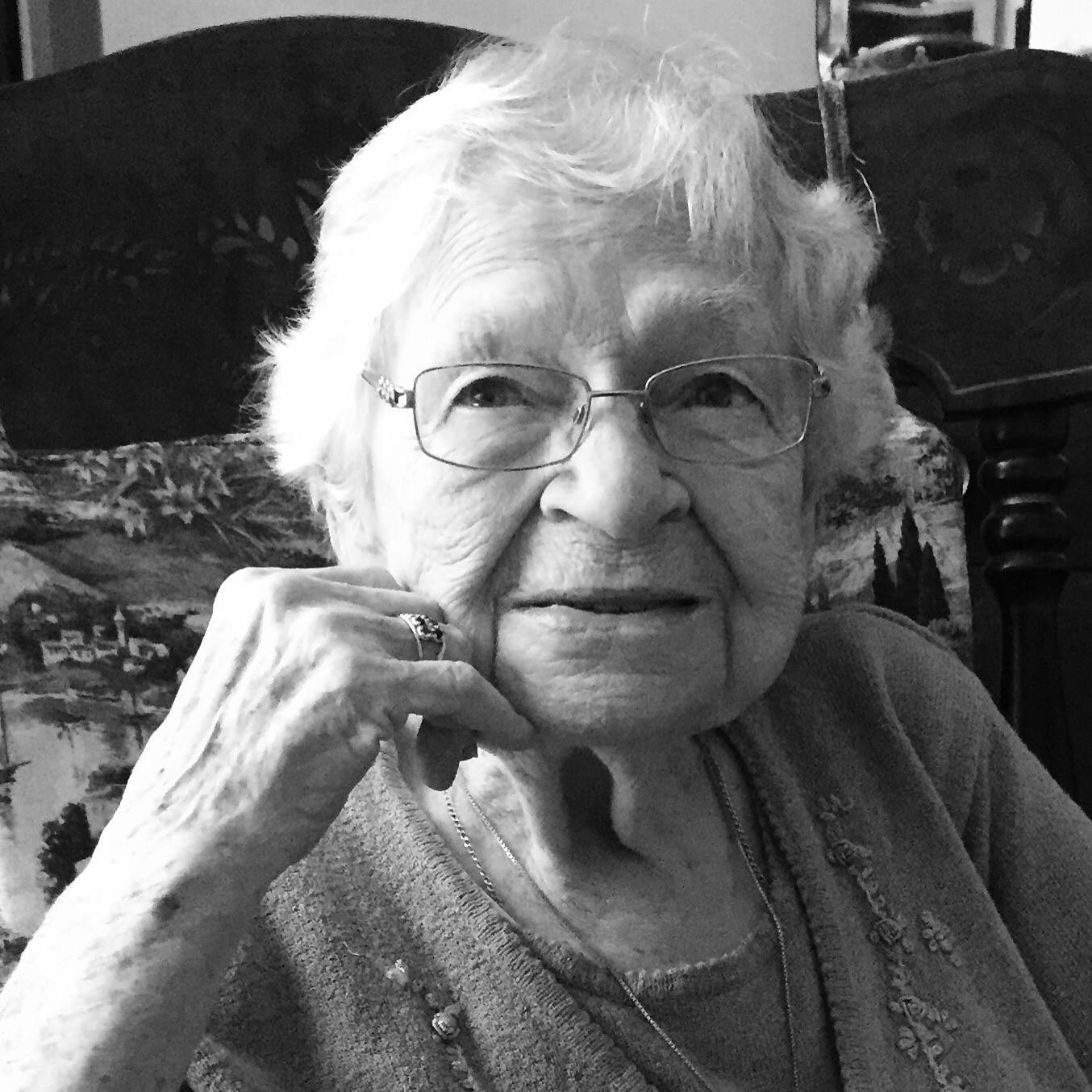 Gertrude St- Laurent  St-Amour