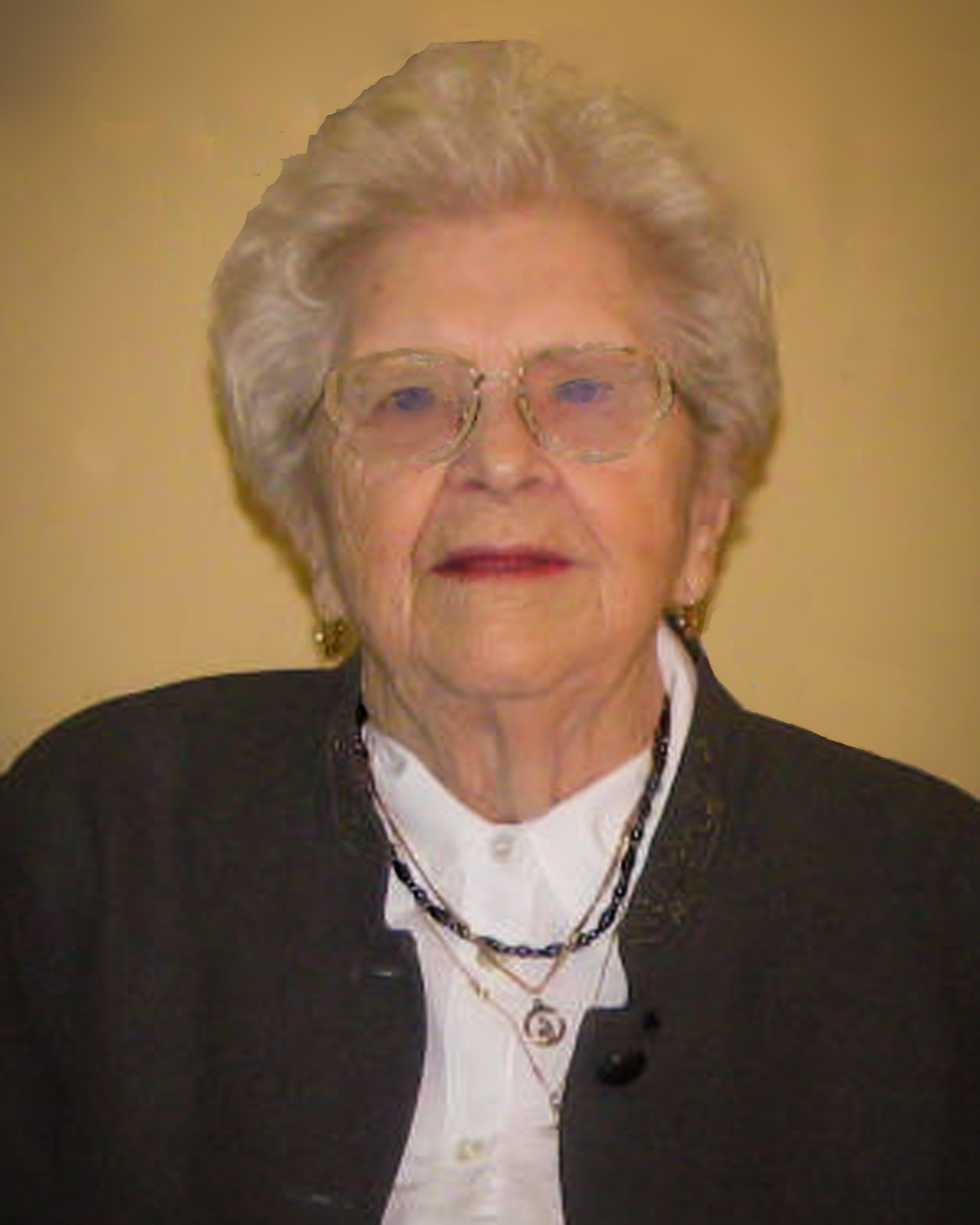 Adrienne Perreault-Chartier