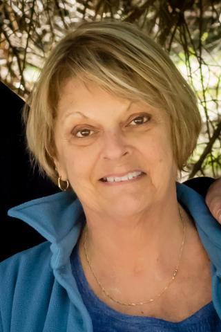 Doris Dumont Carignan