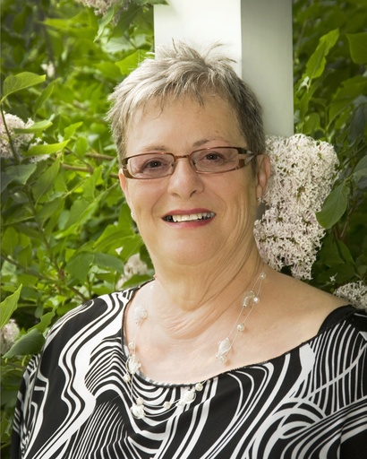 Yolande Côté
