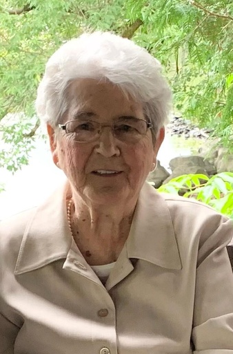 Lucia Carrier Nadeau