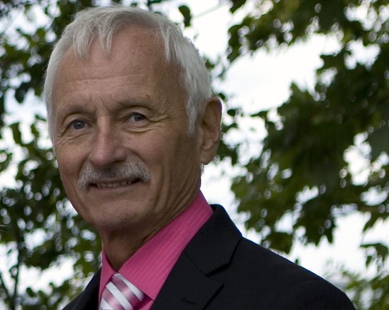Bryan Perrault